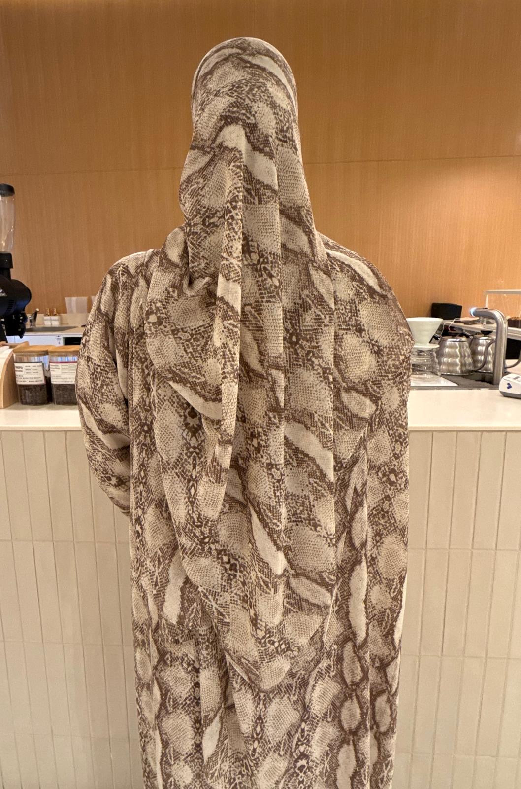 Desert Snake Abaya